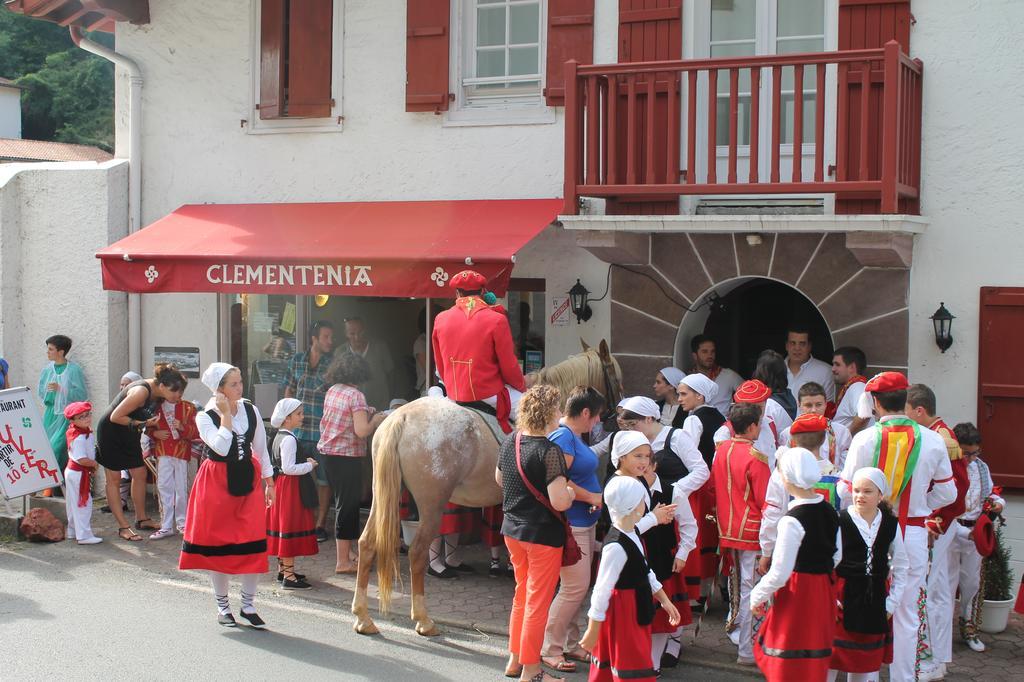 Hotel Le Clementenia Arneguy Екстер'єр фото