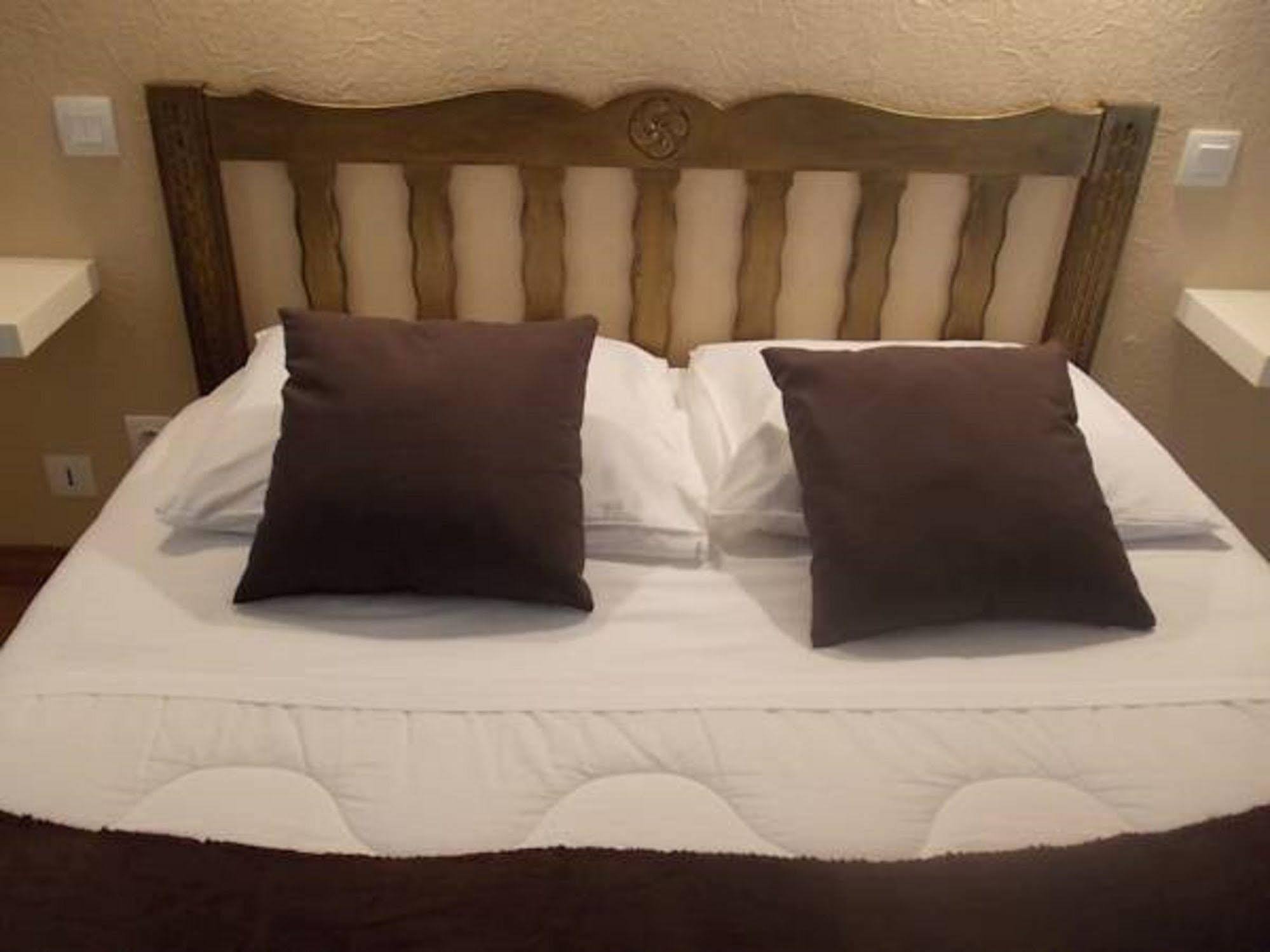 Hotel Le Clementenia Arneguy Екстер'єр фото